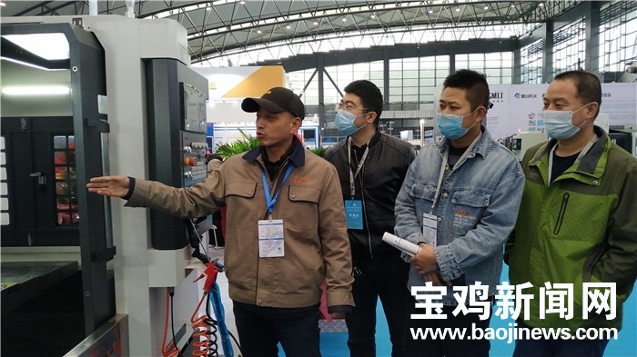 “来值啦！”第三届宝鸡机器人展上参展企业..